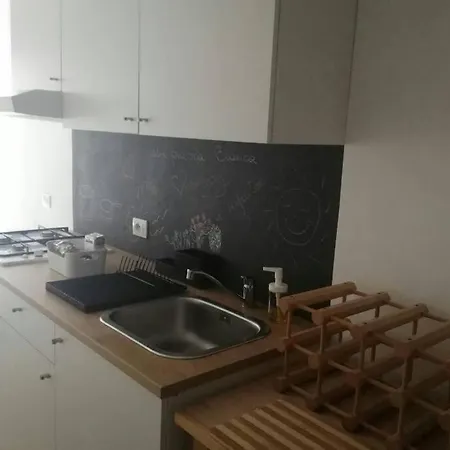 Casa Piccola Bianca In Centro Catania