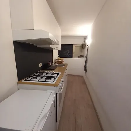 Casa Piccola Bianca In Centro Apartment *